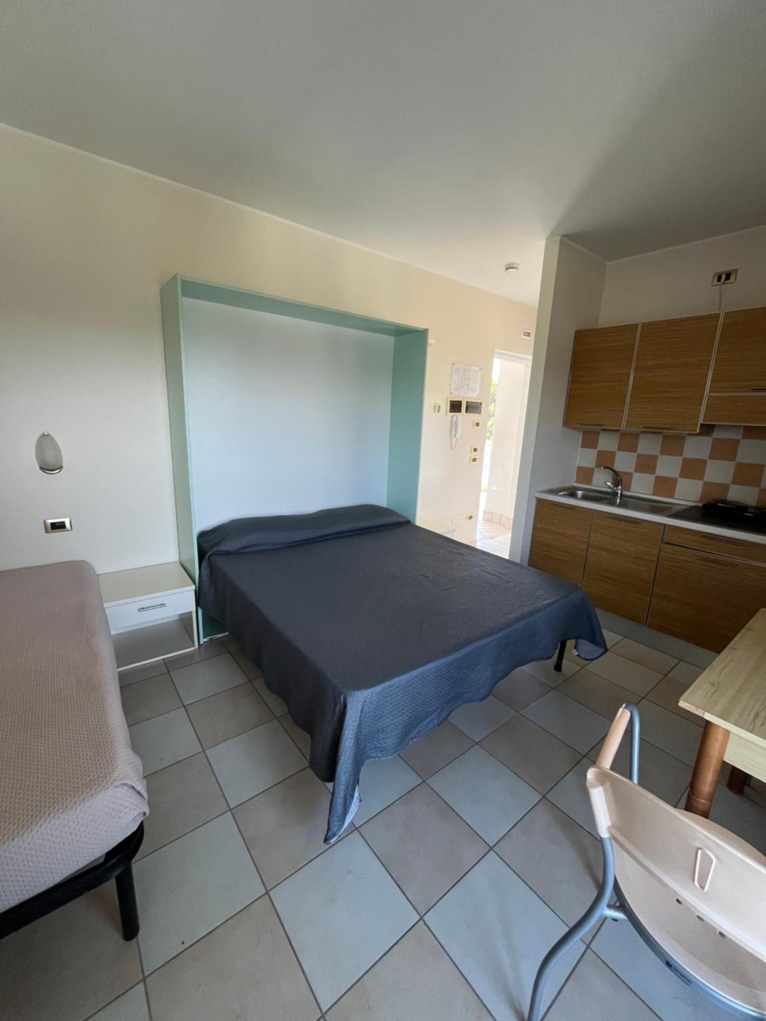 Elena Club Resort Silvi Marina Bagian luar foto